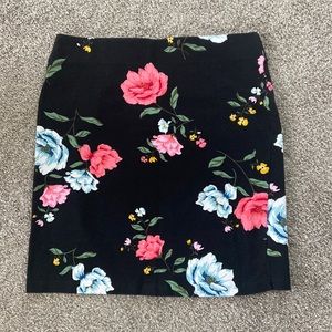 Old Navy floral mini skirt